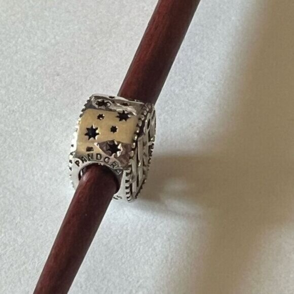 Pandora Harry Potter, Openwork Harry Potter Icons Charm - Picture 8 of 10